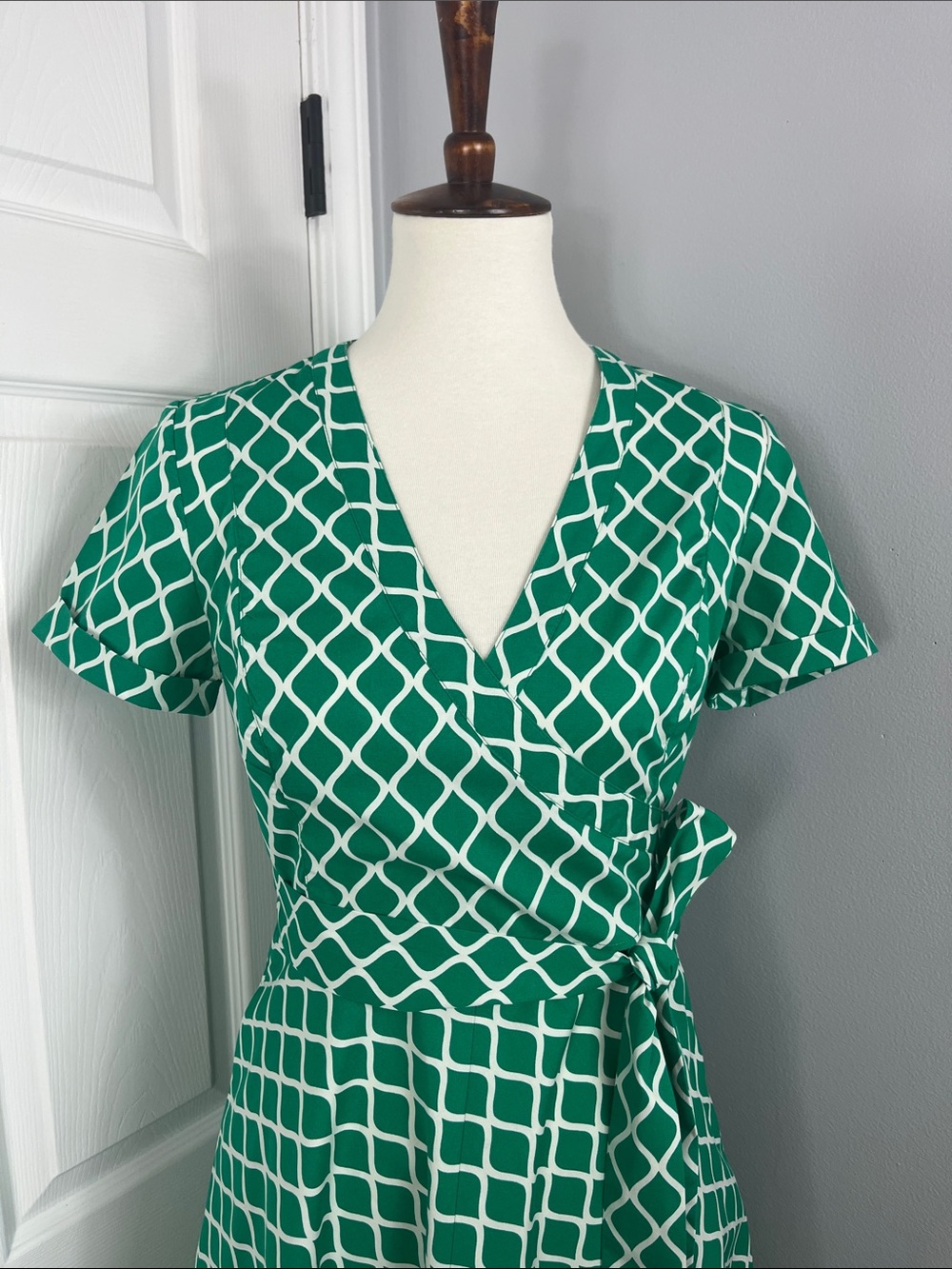 Boden Laura Wrap Dress - Picture 4 of 12